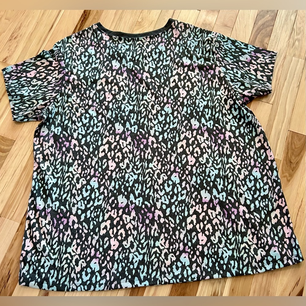 Torrid Top - Picture 2 of 2